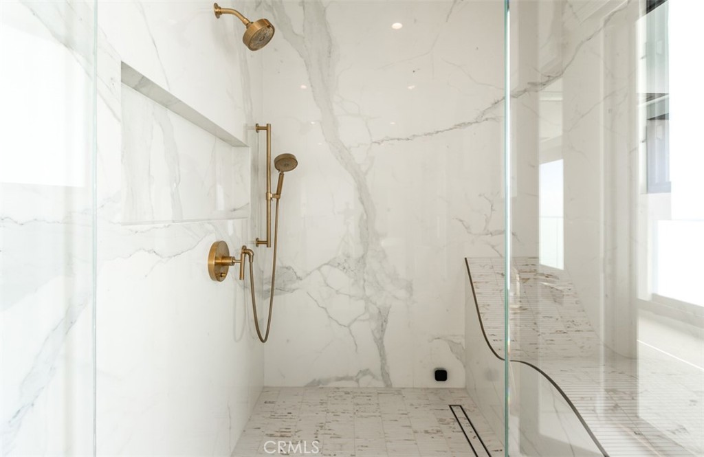 MLS #OC25164130 img 30