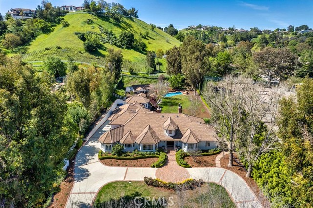 Detail Gallery Image 1 of 33 For 24636 Wingfield Rd, Hidden Hills,  CA 91302 - 6 Beds | 7/1 Baths