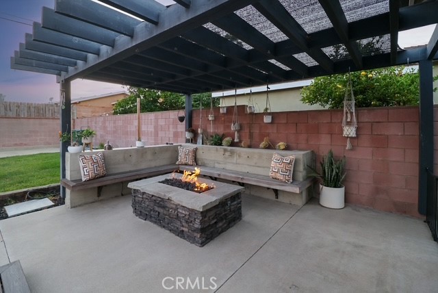 13917 Truro Avenue, Hawthorne CA: https://media.crmls.org/medias/8bd2bed1-a4d7-41e7-aecd-6efbab50b9e5.jpg