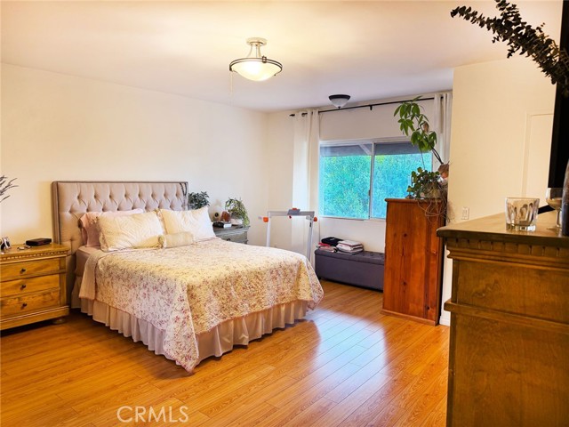 Detail Gallery Image 15 of 24 For 9788 via Zibello, Burbank,  CA 91504 - 2 Beds | 2/1 Baths