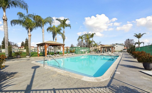 Detail Gallery Image 5 of 6 For 600 Hosking Ave. #Bl39, Bakersfield,  CA 93307 - – Beds | – Baths