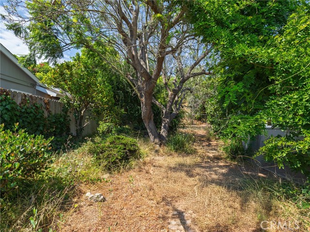 5046 Range Horse Lane, Rolling Hills Estates CA: https://media.crmls.org/medias/8bd3d847-0fac-4c27-94f8-c8ab9aaabd85.jpg