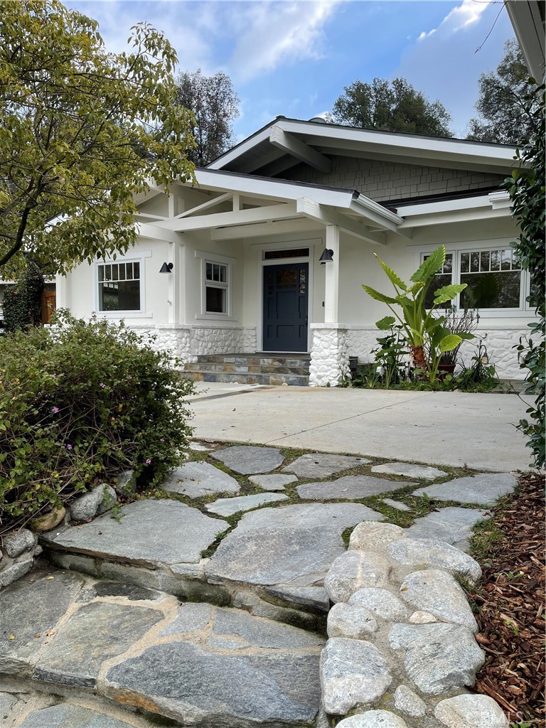 3325 Alana DriveSherman Oaks img 2