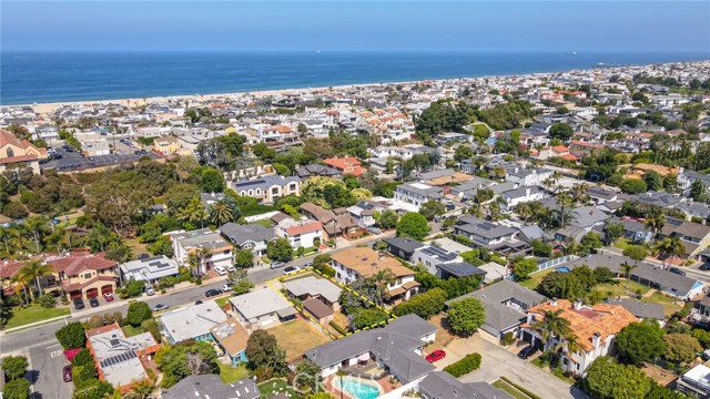 1850 Valley Park Avenue, Hermosa Beach, California 90254, 3 Bedrooms Bedrooms, ,1 BathroomBathrooms,Residential,Sold,Valley Park,SB23101072