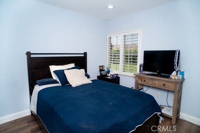 Detail Gallery Image 11 of 20 For 14705 Calla Lily Ct, Canyon Country,  CA 91387 - 3 Beds | 2 Baths