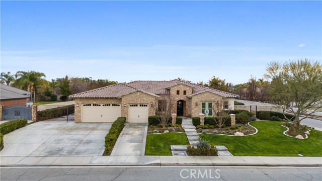 15521 Georges Letour Avenue, Bakersfield CA: https://media.crmls.org/medias/8bd555ca-7ced-429d-80bd-677981004119.jpg