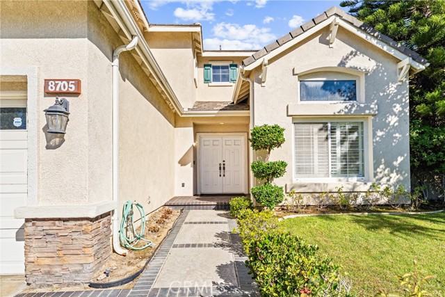 Detail Gallery Image 2 of 37 For 8705 E Running Springs, Anaheim,  CA 92808 - 4 Beds | 3 Baths