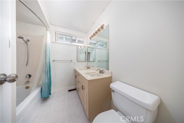 14969 Redwood Lane, Chino Hills CA: https://media.crmls.org/medias/8bd571bb-e23c-429e-bee7-051b2f4a5451.jpg