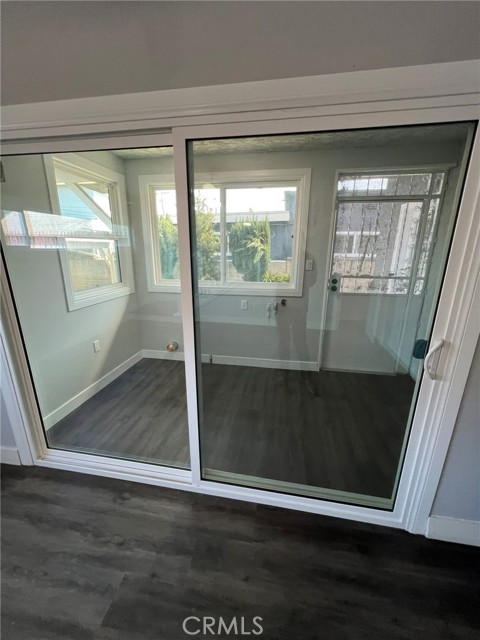 Detail Gallery Image 27 of 53 For 1919 W 82nd St, Los Angeles,  CA 90047 - 3 Beds | 2/1 Baths