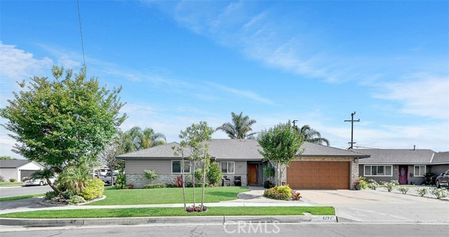 6191 Briarcliff Dr, Huntington Beach, CA 92647