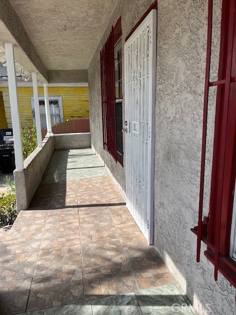 Detail Gallery Image 6 of 24 For 317 E 42nd Pl, Los Angeles,  CA 90011 - 3 Beds | 1 Baths