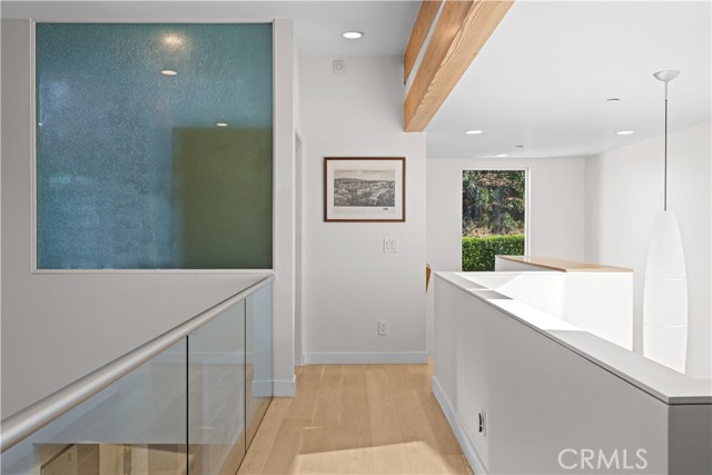 3631 Sunswept Drive, Studio City CA: https://media.crmls.org/medias/8bd657a0-f773-4881-8cf2-f2228d696df9.jpg