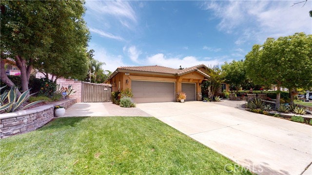 3250 Horizon St, Corona, CA 92881