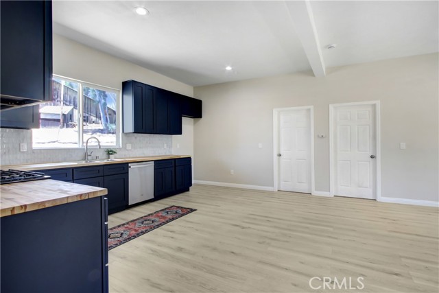 Detail Gallery Image 3 of 26 For 27280 Columbia St, Hemet,  CA 92544 - 2 Beds | 2 Baths