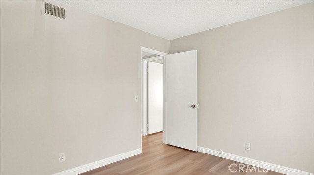 Detail Gallery Image 10 of 32 For 47 Town and Country, Pomona,  CA 91766 - 3 Beds | 2 Baths