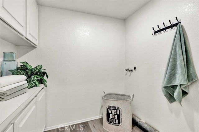 Detail Gallery Image 19 of 20 For 2569 Elden Ave #5,  Costa Mesa,  CA 92627 - 2 Beds | 2/1 Baths