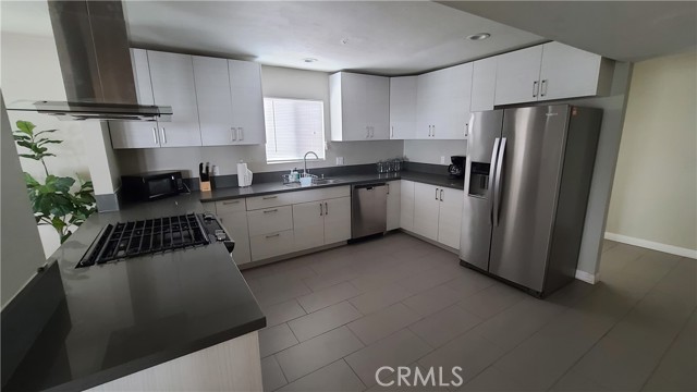 Detail Gallery Image 2 of 60 For 11525 Haro Ave, Downey,  CA 90241 - – Beds | – Baths