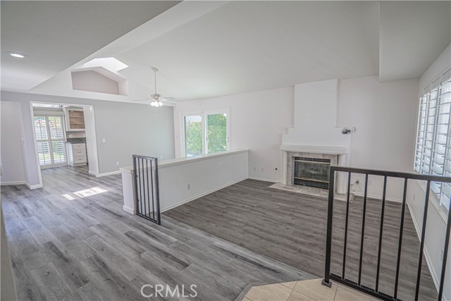 Detail Gallery Image 6 of 32 For 26506 Strambino Ct, Valencia,  CA 91355 - 2 Beds | 2 Baths
