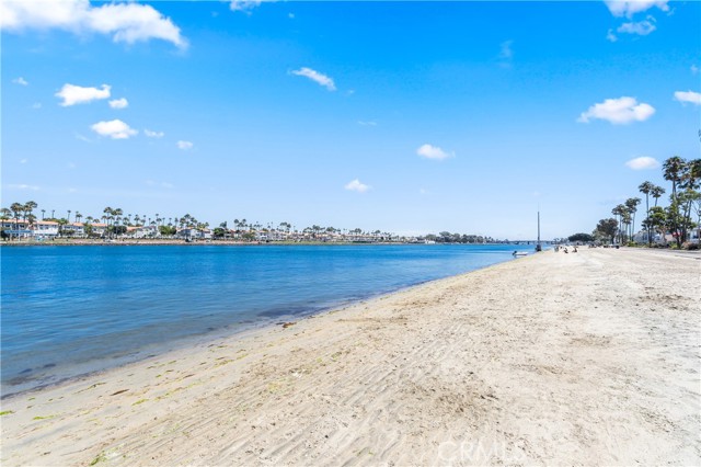 5309 E Appian Way, Long Beach CA: https://media.crmls.org/medias/8bda22e8-73ae-4d12-bba8-ca4bcfa1f0a4.jpg