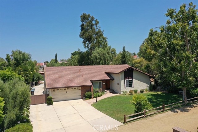 Detail Gallery Image 2 of 51 For 175 Wrangler Rd, Simi Valley,  CA 93065 - 4 Beds | 2 Baths