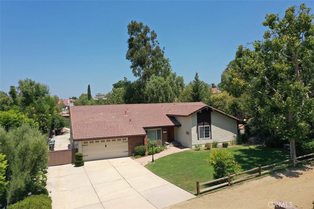 MLS #SR25162514 image #1