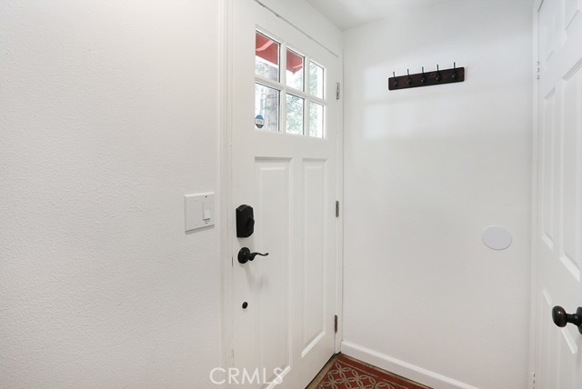 Detail Gallery Image 19 of 35 For 531 W Victoria Ct, Lake Arrowhead,  CA 92352 - 4 Beds | 2/1 Baths