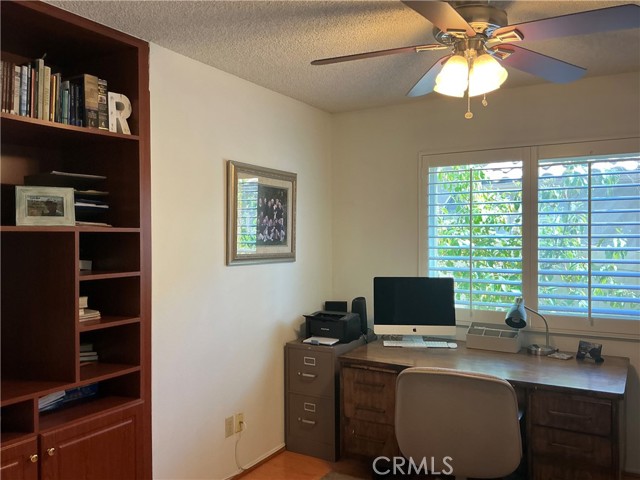 Detail Gallery Image 14 of 17 For 5191 W Plainfield, Banning,  CA 92220 - 2 Beds | 2 Baths