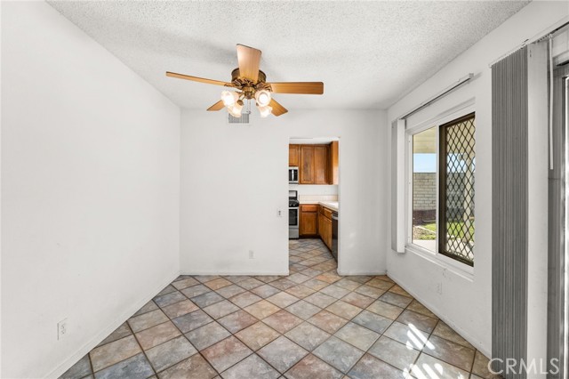 Detail Gallery Image 13 of 38 For 1224 Palos Verde, Corona,  CA 92880 - 3 Beds | 2 Baths