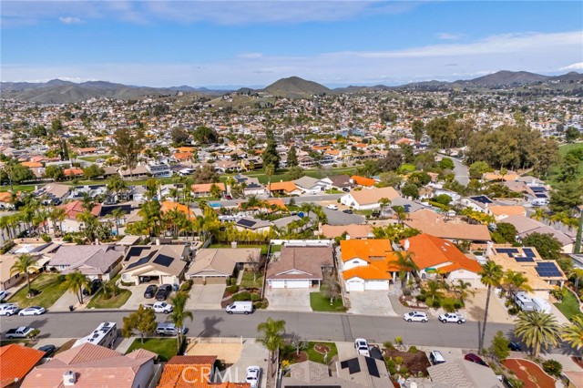 Detail Gallery Image 38 of 39 For 30841 Long Point, Canyon Lake,  CA 92587 - 3 Beds | 2 Baths