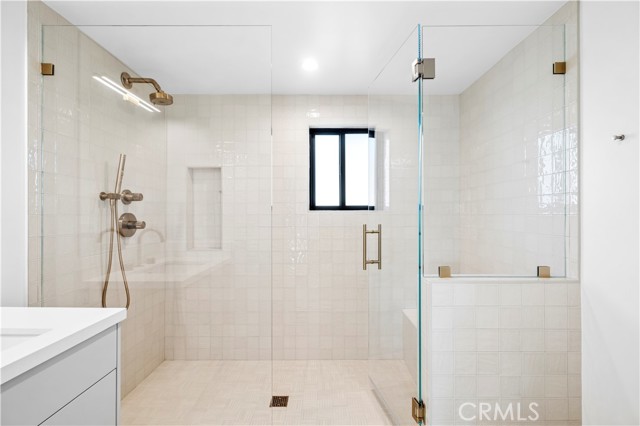 Detail Gallery Image 26 of 39 For 403 Serra Drive, Corona Del Mar,  CA 92625 - 3 Beds | 2/1 Baths