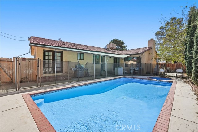 Detail Gallery Image 16 of 67 For 9555 E Avenue T14, Littlerock,  CA 93543 - 4 Beds | 3 Baths