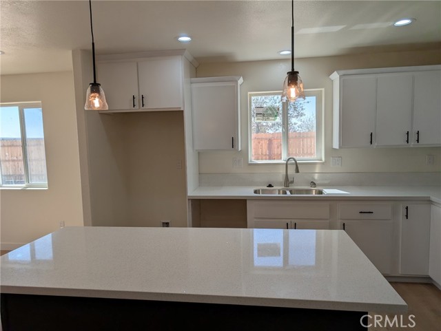 Detail Gallery Image 6 of 25 For 9878 Magnolia Ave, California City,  CA 93505 - 3 Beds | 2 Baths