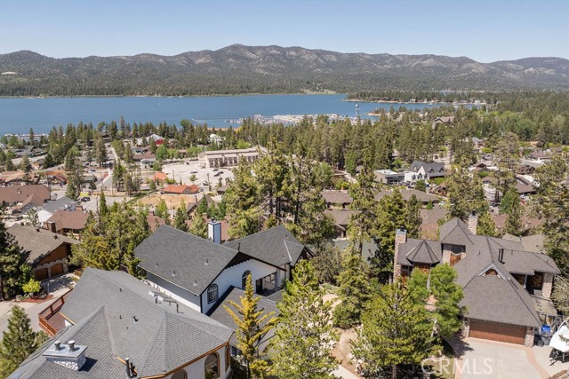 Detail Gallery Image 37 of 43 For 40618 Sunburst Cir, Big Bear Lake,  CA 92315 - 4 Beds | 3 Baths