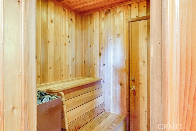 Image 21 of 43 For 2216 St Bernard