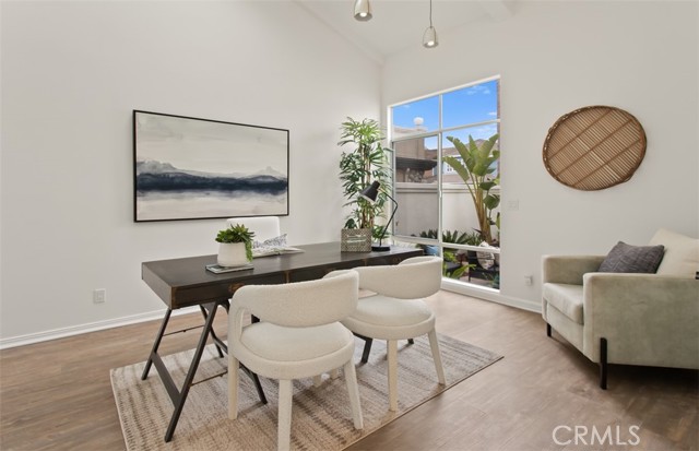 16201 Santa Barbara Lane, Huntington Beach CA: https://media.crmls.org/medias/8bdfeebc-7c6d-42b9-bcad-d93504177d61.jpg
