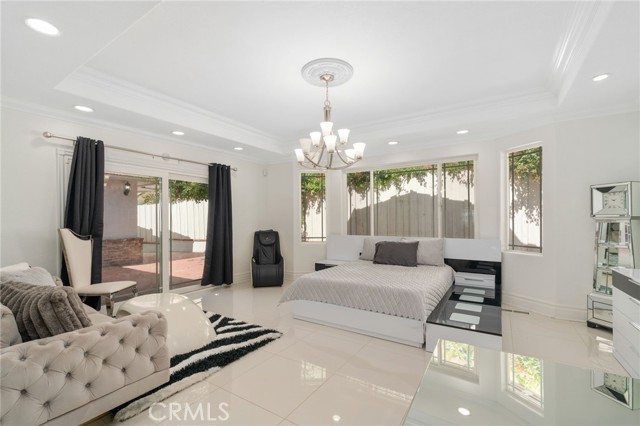 Detail Gallery Image 14 of 49 For 4303 N Golden, San Bernardino,  CA 92404 - 5 Beds | 3/1 Baths