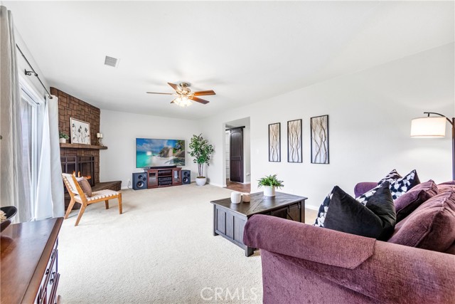 Detail Gallery Image 8 of 54 For 6222 Shawnee Road, Westminster,  CA 92683 - 3 Beds | 2 Baths