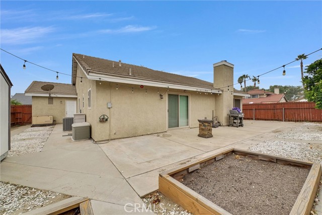 Detail Gallery Image 26 of 28 For 3901 San Lorenzo River, Ontario,  CA 91761 - 4 Beds | 2 Baths