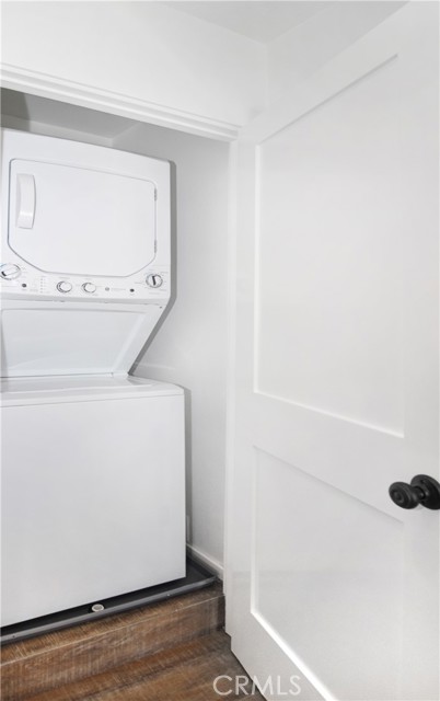 Detail Gallery Image 9 of 13 For 400 Goldenrod Ave, Corona Del Mar,  CA 92625 - 0 Beds | 1 Baths