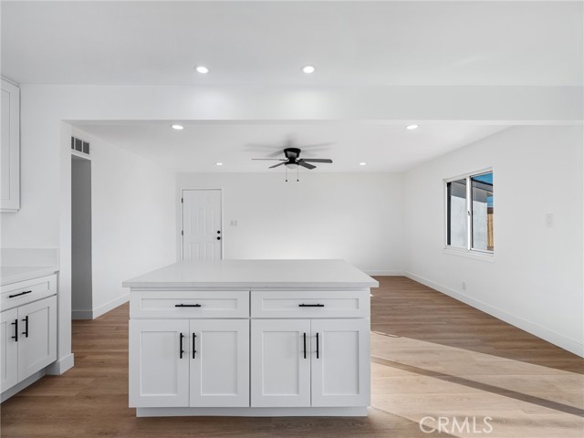 Detail Gallery Image 6 of 24 For 840 E Virginia, Barstow,  CA 92311 - 3 Beds | 2 Baths