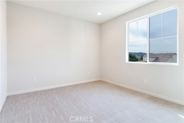 Detail Gallery Image 35 of 48 For 6536 Canyon Oaks Dr, Simi Valley,  CA 93063 - 5 Beds | 5/1 Baths