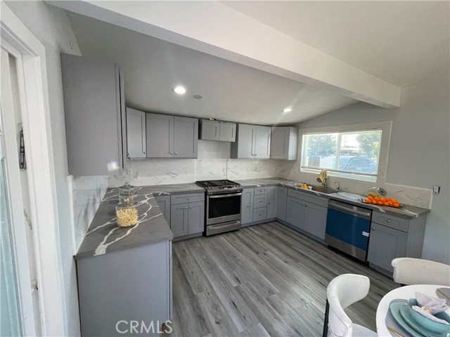 2148 W Niobe Avenue, Anaheim CA: https://media.crmls.org/medias/8be39199-3aea-4964-b199-d4c850c61a7f.jpg