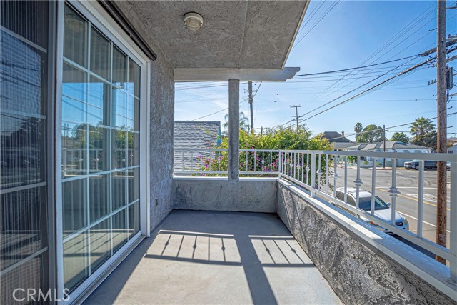 Detail Gallery Image 28 of 34 For 310 N Grand Ave a,  San Pedro,  CA 90731 - 3 Beds | 2/1 Baths