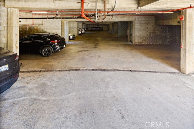 Detail Gallery Image 24 of 27 For 222 S Catalina Ave #8,  Pasadena,  CA 91106 - 3 Beds | 3/1 Baths