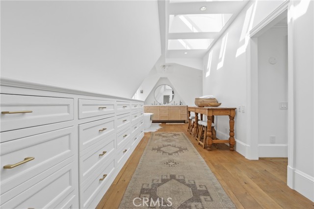 Detail Gallery Image 30 of 45 For 464 Holly, Laguna Beach,  CA 92651 - 4 Beds | 3/1 Baths