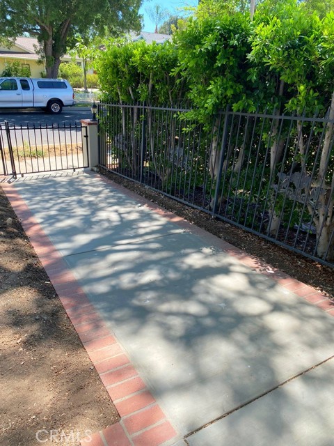 6919 Lena, West Hills CA: https://media.crmls.org/medias/8be4b3d9-7386-488b-aae2-09947fbd42ca.jpg