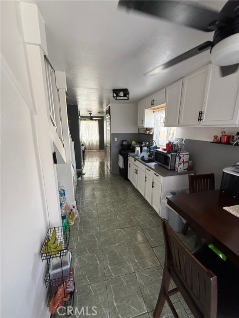 413 W 109th Place, Los Angeles CA: https://media.crmls.org/medias/8be50f4d-14a2-4017-bdb5-d8ca260f5910.jpg