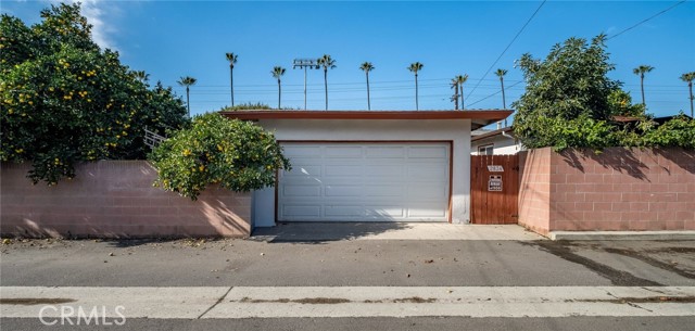 Detail Gallery Image 24 of 27 For 2834 Palo Verde, Long Beach,  CA 90815 - 4 Beds | 2 Baths