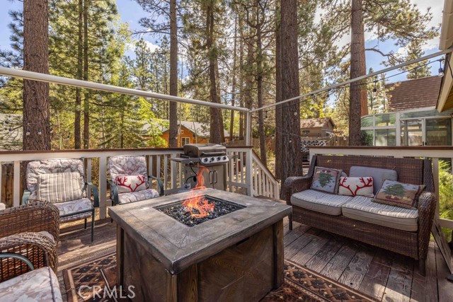 285 Santa Clara Boulevard, Big Bear Lake, CA 92315