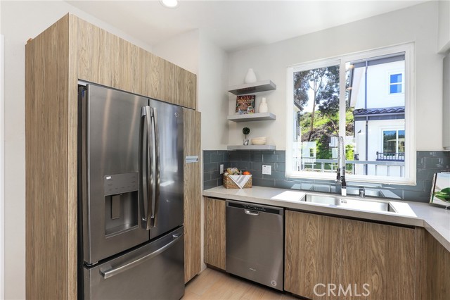 1 Sahalee Way, Phillips Ranch CA: https://media.crmls.org/medias/8be5fc16-88d7-4965-a49e-6a49de74fe74.jpg